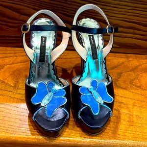 MarcJacobs leather Slingback pumps with butterfly